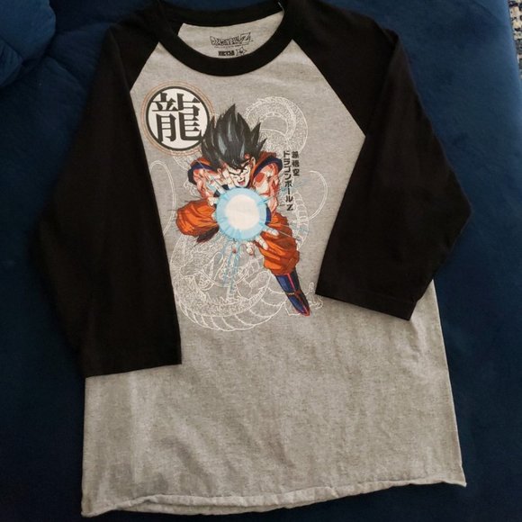 NWOT Dragon Ball Z Goku Fireball Raglan Men Shirt - Picture 2 of 5